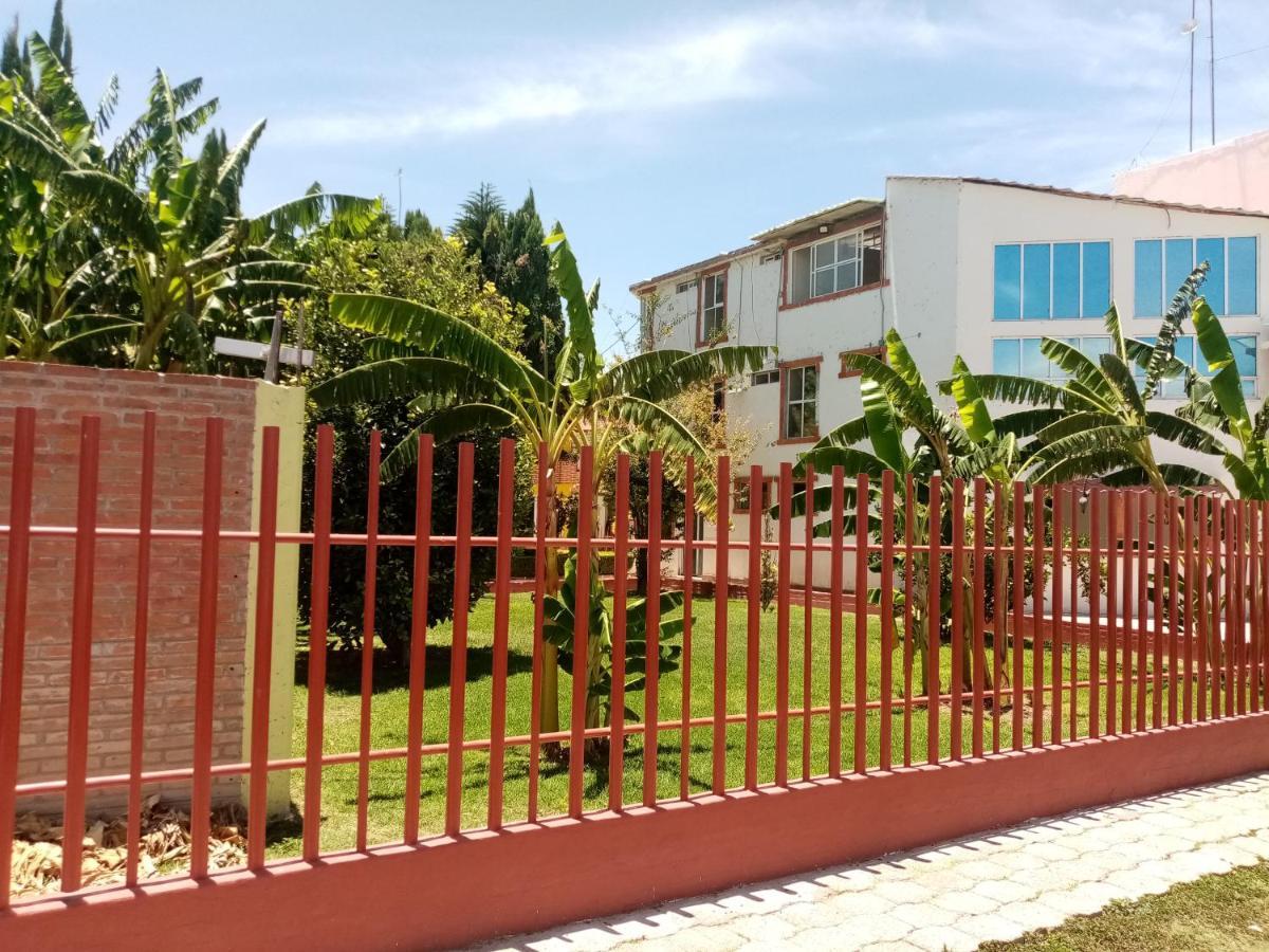 Hotel Cipreses Ixmiquilpan Exterior foto